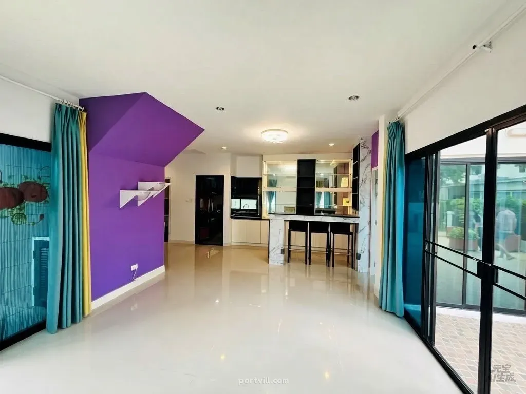 Дом на продажу в Санкампхенге (San Kamphaeng) Таиланд площадь 218м² 2-этажный Санкампхенг (San Kamphaeng) - изображение 3
