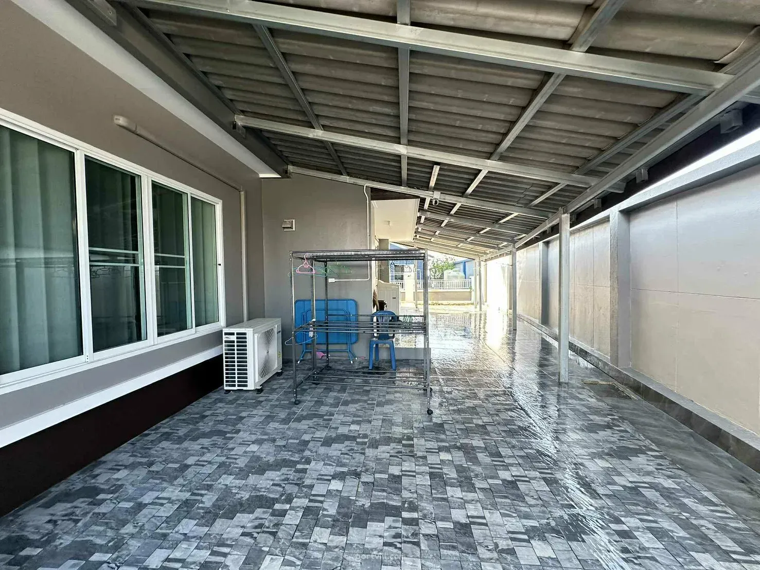 خانه برای فروش در سن کامفائنگ (San Kamphaeng) تایلند مساحت 280م² 2 طبقه. سن کامفائنگ (San Kamphaeng) - عکس 9
