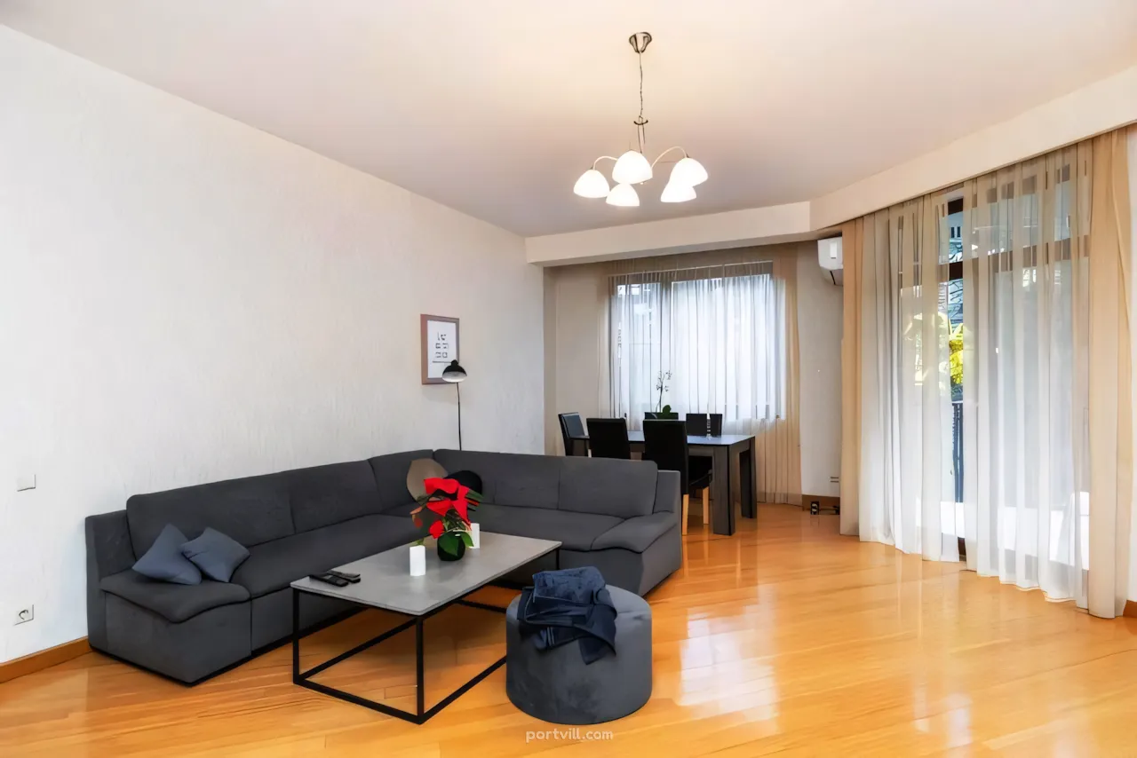 4-Zimmer Wohnung mieten 3+1 in Vake Georgien 210m² 3 Stock Vake - foto 1