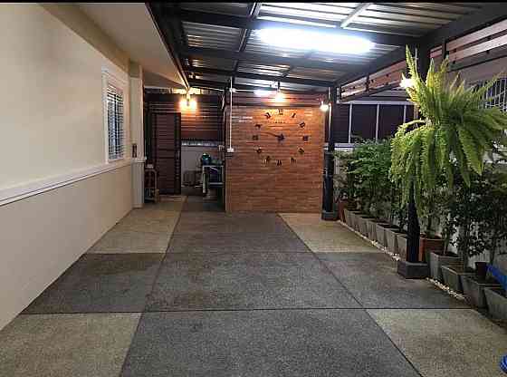 Maison à vendre à San Kamphaeng Thaïlande surface 230m² 1 ét. San Kamphaeng