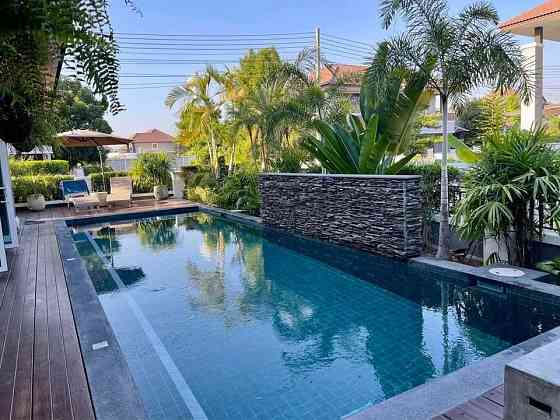 Maison à vendre à San Kamphaeng Thaïlande surface 330m² 2 ét. San Kamphaeng