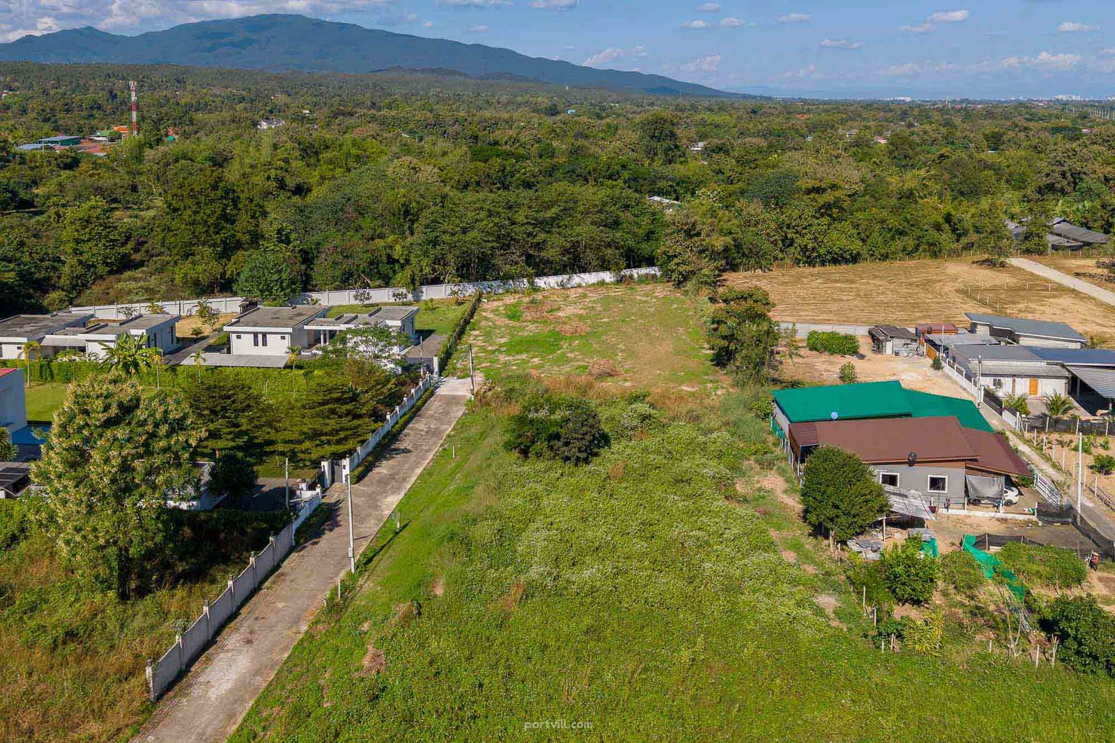 Terreno {geo.city.in} Tailândia lote dentro dos limites da cidade 1520m²  Downtown Chiang Mai - foto 3
