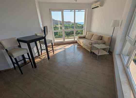 Apartment 2-room by the sea in Byala Bulgaria area 53m² 1 floor Byala