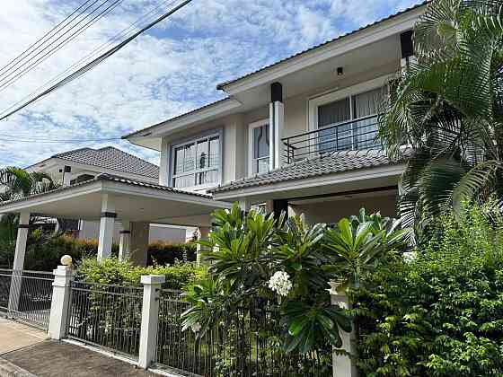 Maison à vendre à San Kamphaeng Thaïlande surface 150m² 2 ét. San Kamphaeng