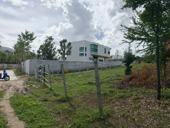 Tanah dijual di Hua Hin Thailand kavling di dalam batas kota 4800m² Hua Hin