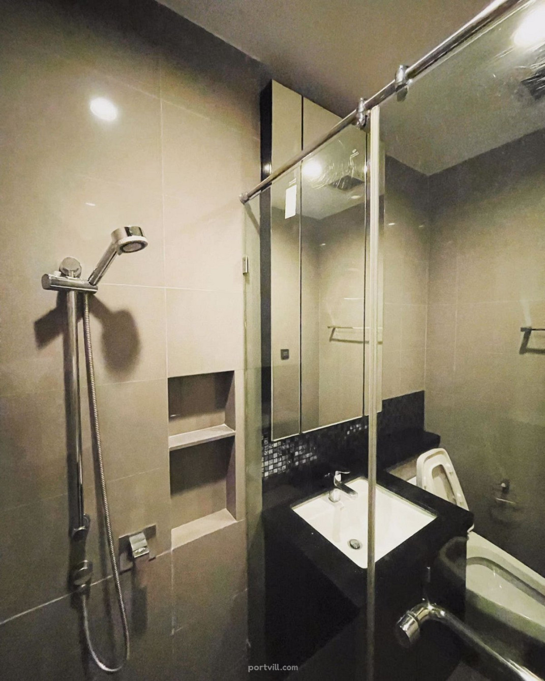 آپارتمان  2 خوابه  در چاتوچاک (Chatuchak)  تایلند  37.4 متر  طبقه 6  چاتوچاک (Chatuchak) - عکس 11