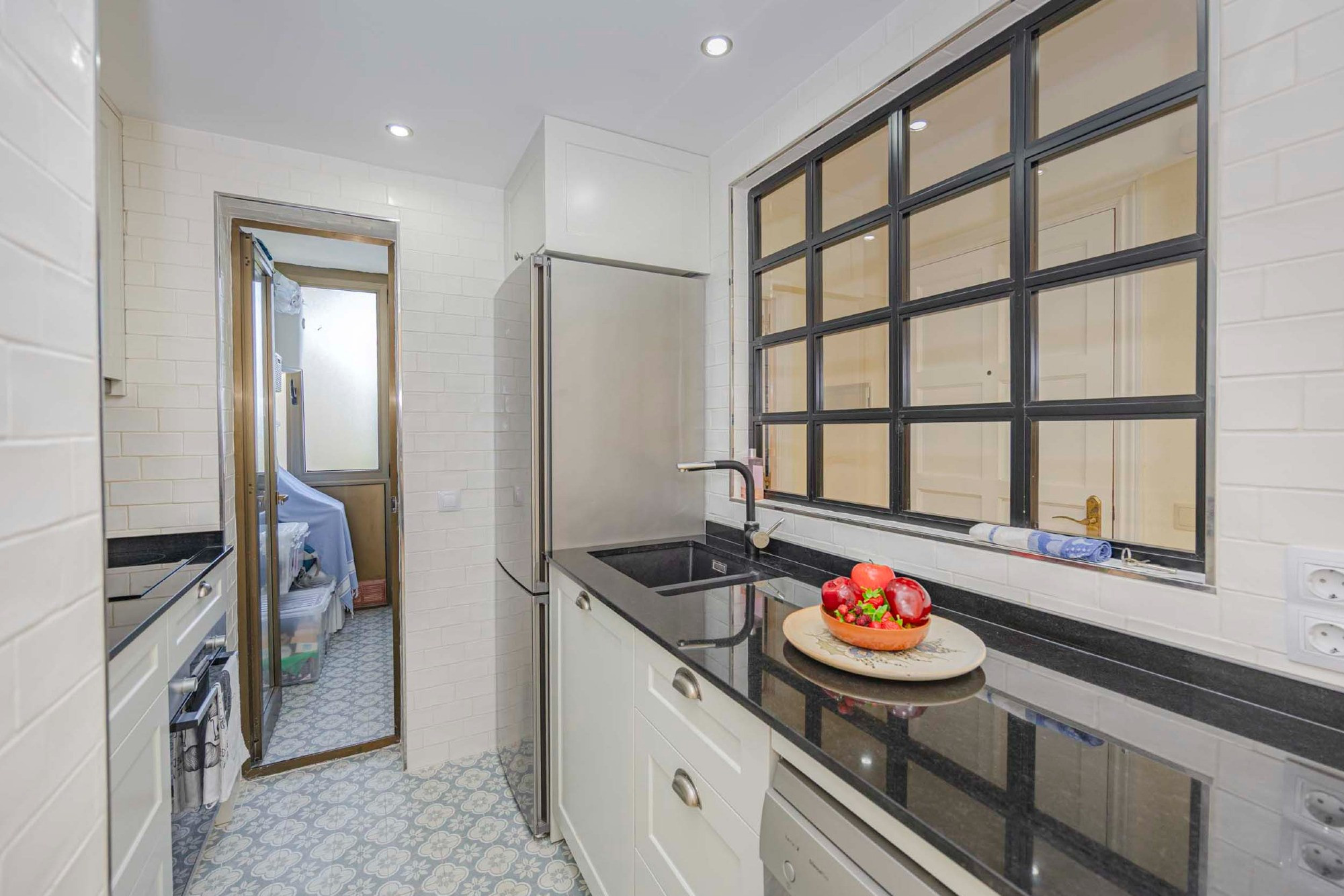Apartment 3-room 2+1 by the sea in Mallorca Spain area 52m² Mallorca - photo 2