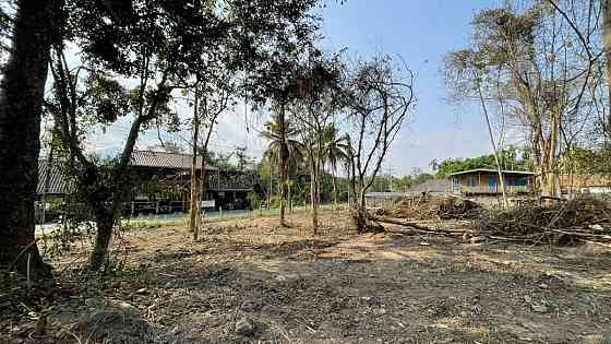 Terrain à vendre à Mae Rim Thaïlande terrain en ville 3200m² Mae Rim