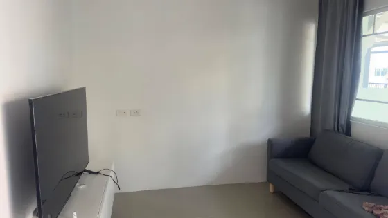 Townhouse by the sea in Downtown Chonburi Thailand area 134m² 2 floors Downtown Chonburi