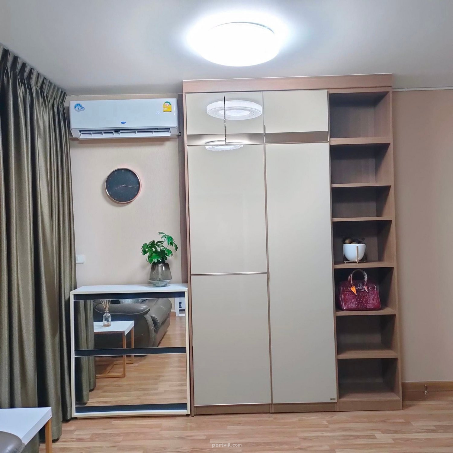 अपार्टमेंट  2 कमरे  फ़या थाई में (Phaya Thai),  थाईलैंड  45.26 वर्ग मीटर  मंजिल 3  फ़या थाई (Phaya Thai) - फोटो 2